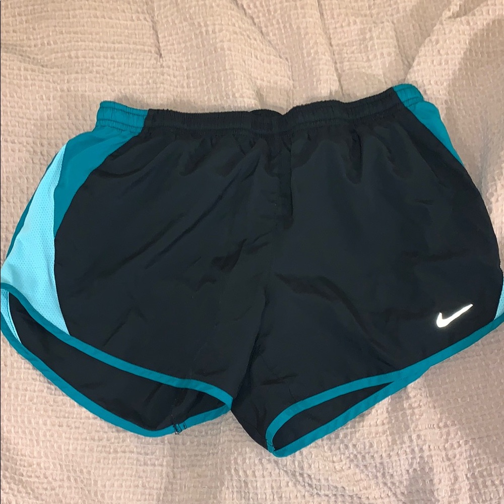 Women’s Nike dri-fit shorts